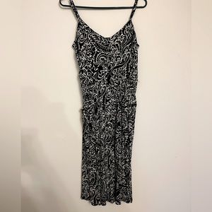 Size Small Black and White Loft Dress